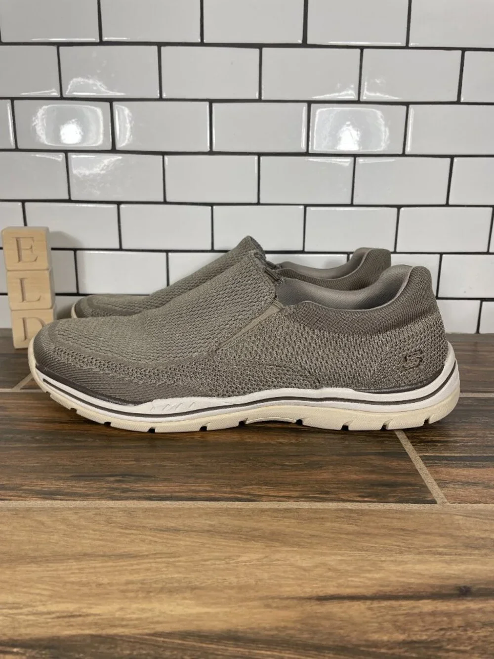 Skechers Expected Gomel Shoes Mens Size 13 Taupe Relaxed Fit Slip On Loafer
